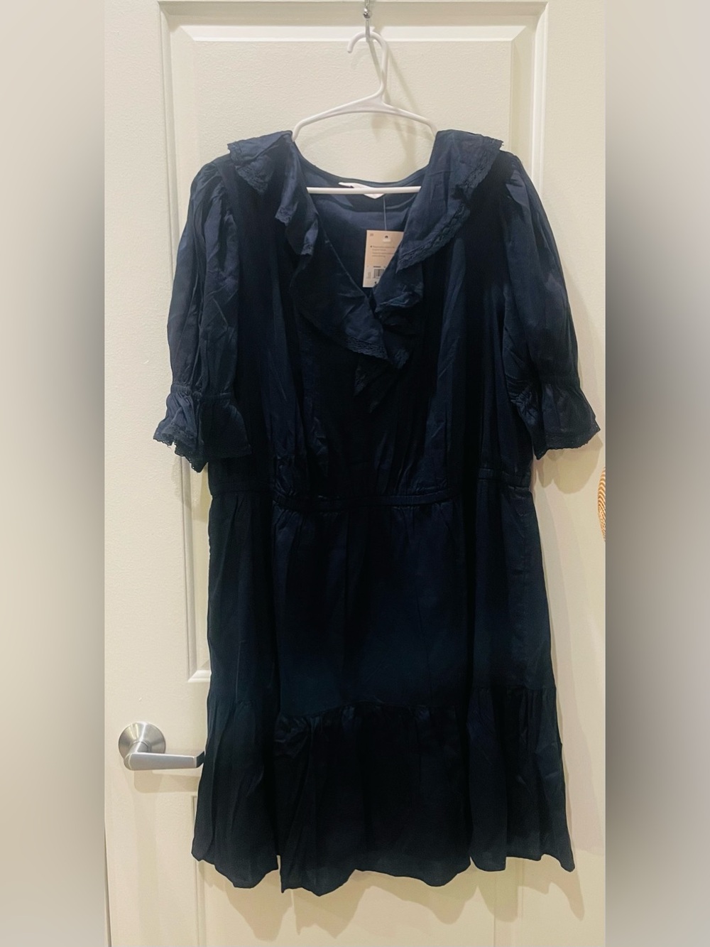 NEW…LC Lauren Conrad Navy Ruffle V-Neck Dress - Picture 4 of 5